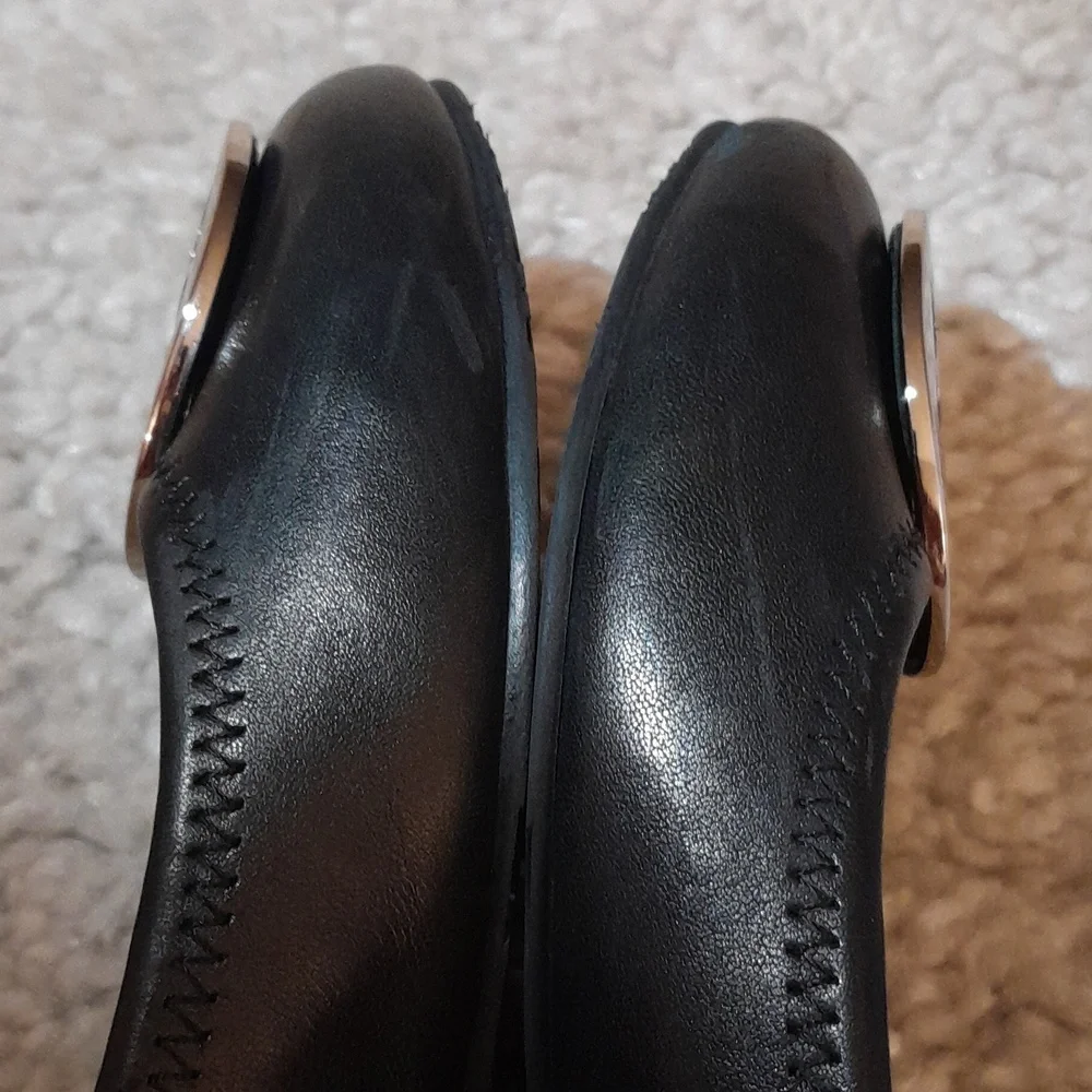 TORY BURCH CLASSIC REVA Leather Flats Size 9